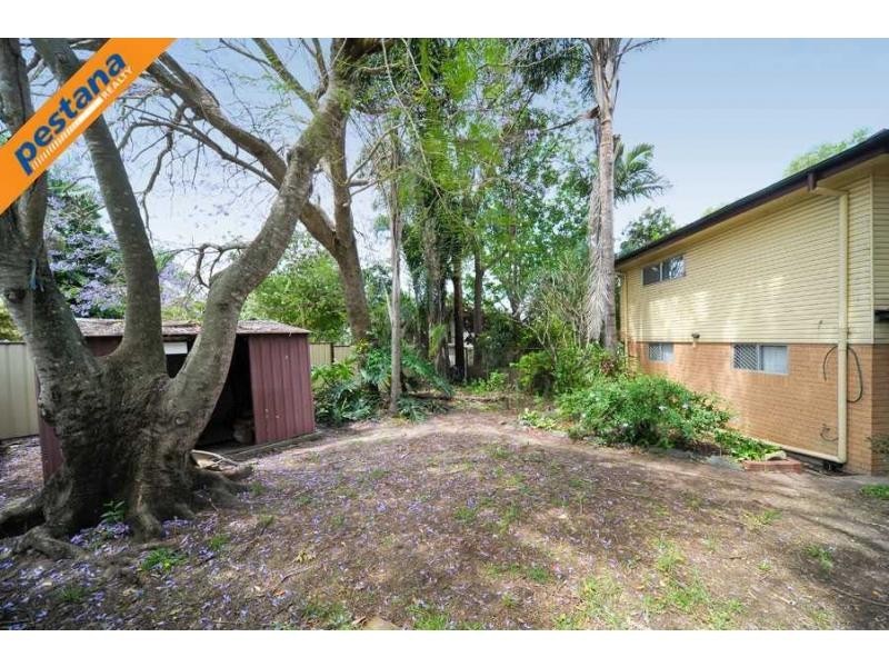 13 Lowanna Street, Slacks Creek QLD 4127