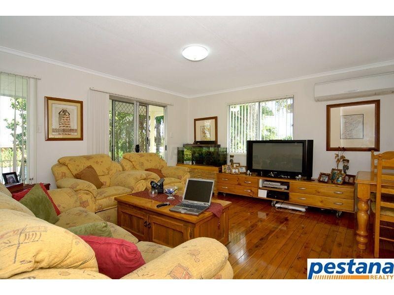 27 Orchid Street, Woodridge QLD 4114