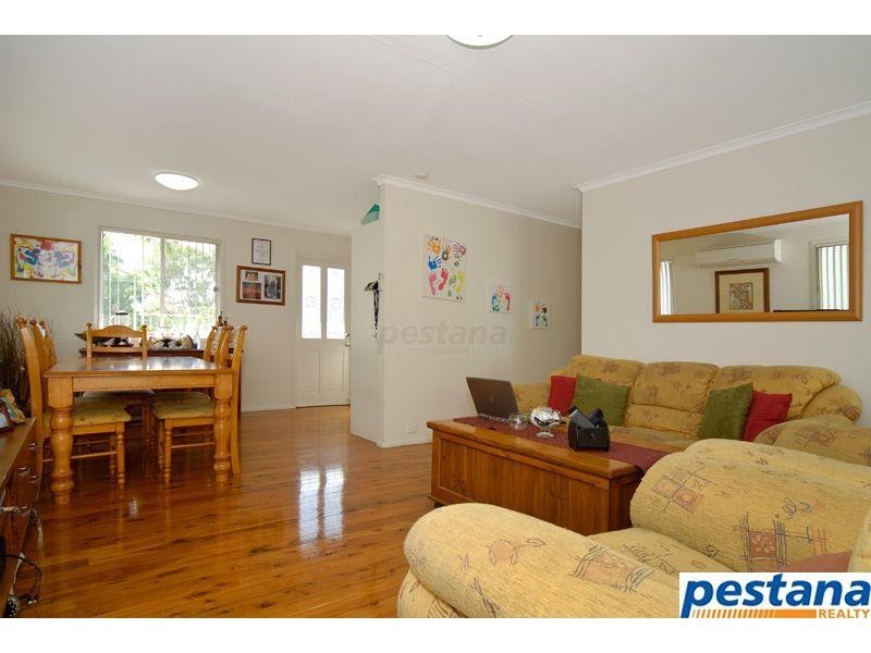 27 Orchid Street, Woodridge QLD 4114