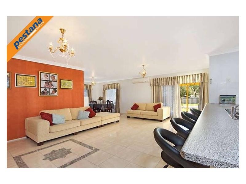 3 Chams Street, Marsden QLD 4132