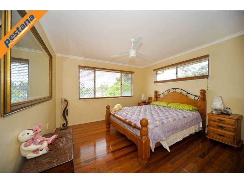 28 Jindavee Crescent, Slacks Creek QLD 4127