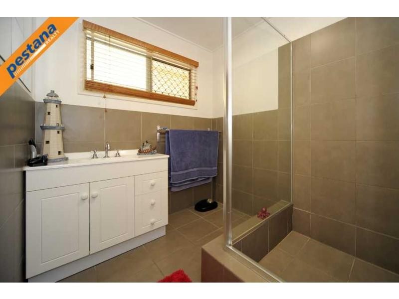 28 Jindavee Crescent, Slacks Creek QLD 4127