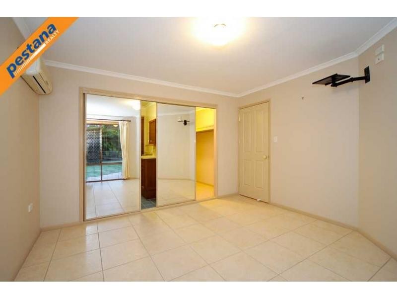 6 Cardwell Court, Meadowbrook QLD 4131