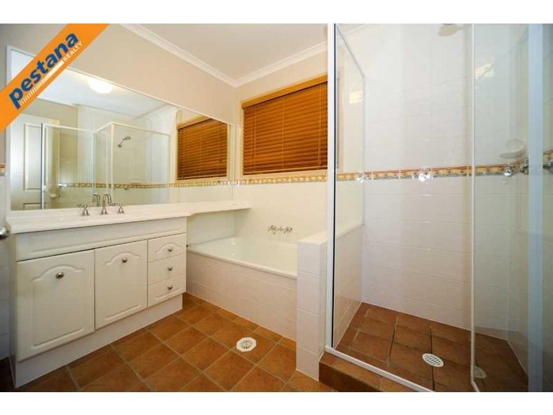 6 Cardwell Court, Meadowbrook QLD 4131