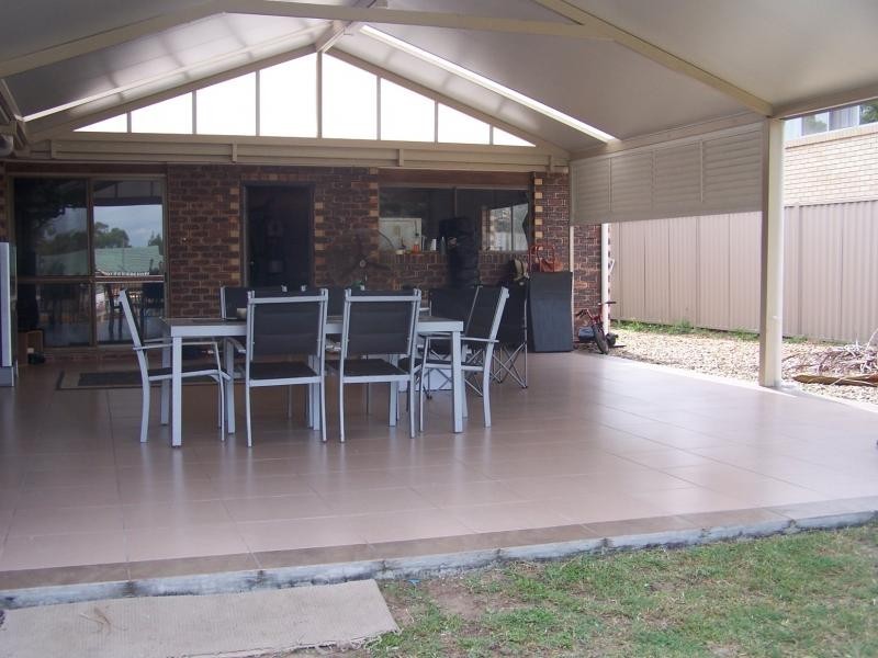 20 Bradley Street, Springwood QLD 4127