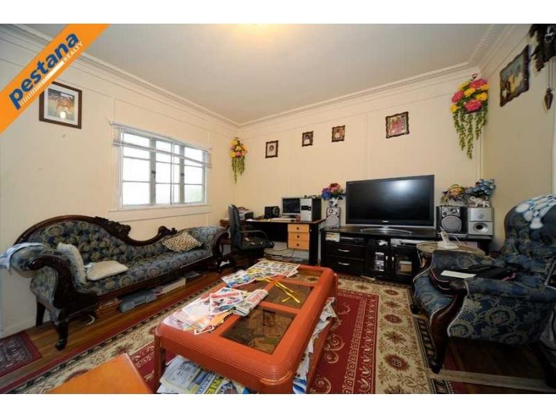 116 Railway Parade, Woodridge QLD 4114