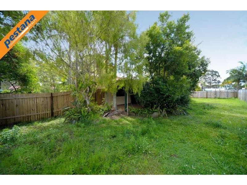 13 Sharon Drive, Eagleby QLD 4207