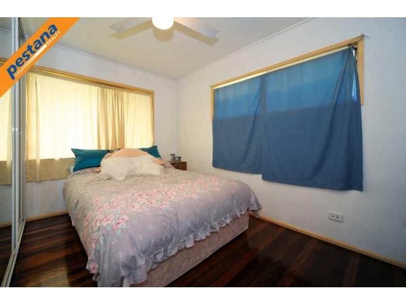 124 Bardon Road, Kingston QLD 4114