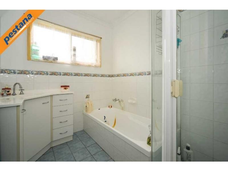 124 Bardon Road, Kingston QLD 4114