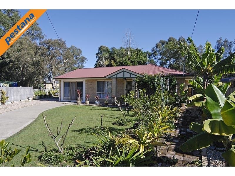 42 Moore Street, Loganlea QLD 4131
