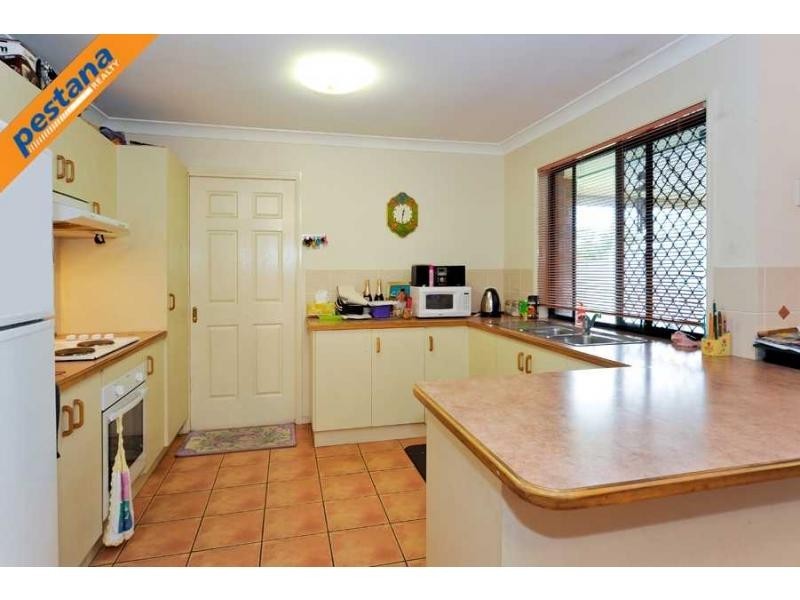 80 Kilsay Crescent, Meadowbrook QLD 4131
