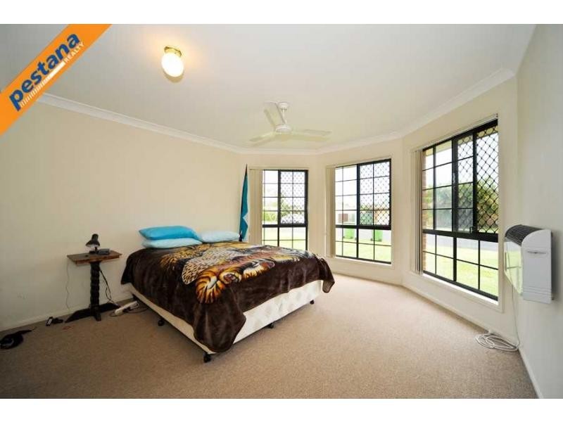 80 Kilsay Crescent, Meadowbrook QLD 4131