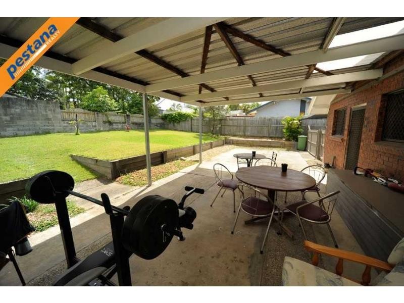 34 Wootton Crescent, Springwood QLD 4127