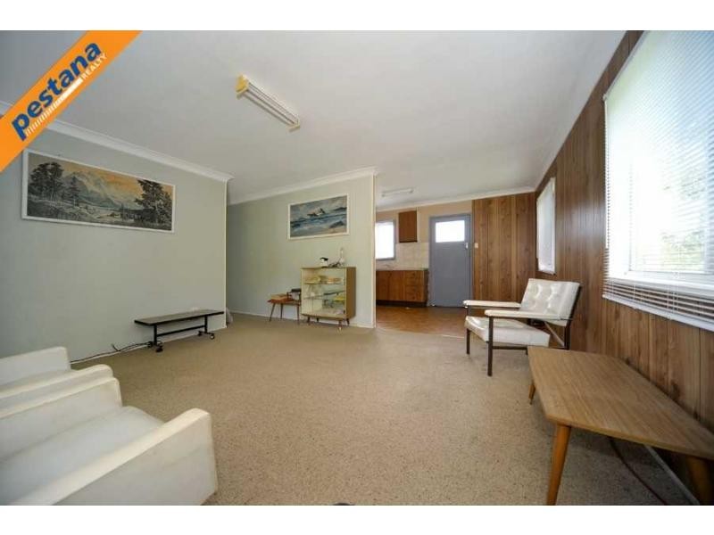 15 Woodrose Street, Kingston QLD 4114