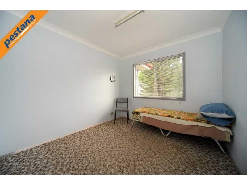 15 Woodrose Street, Kingston QLD 4114