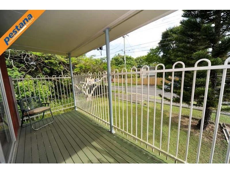 15 Woodrose Street, Kingston QLD 4114