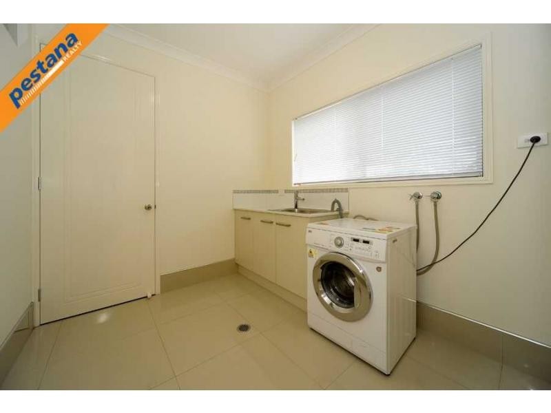 10 Rosewood Street, Daisy Hill QLD 4127