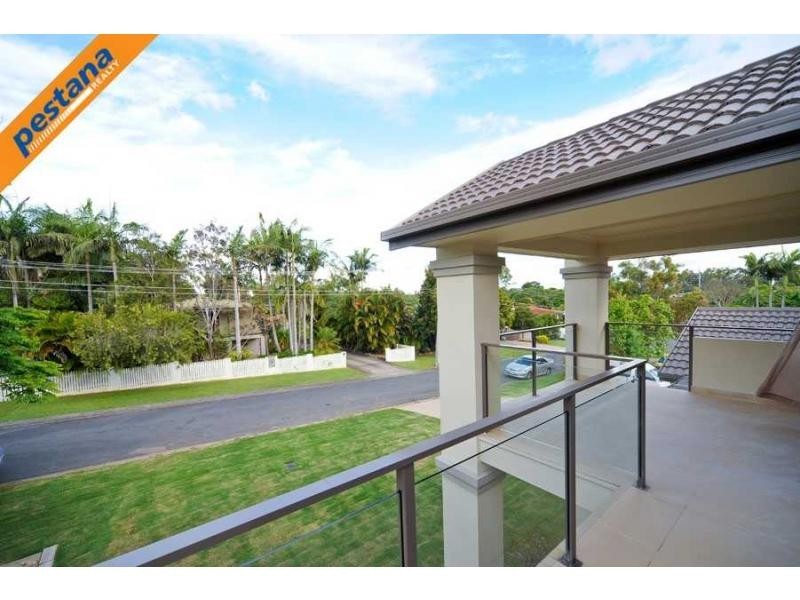 10 Rosewood Street, Daisy Hill QLD 4127