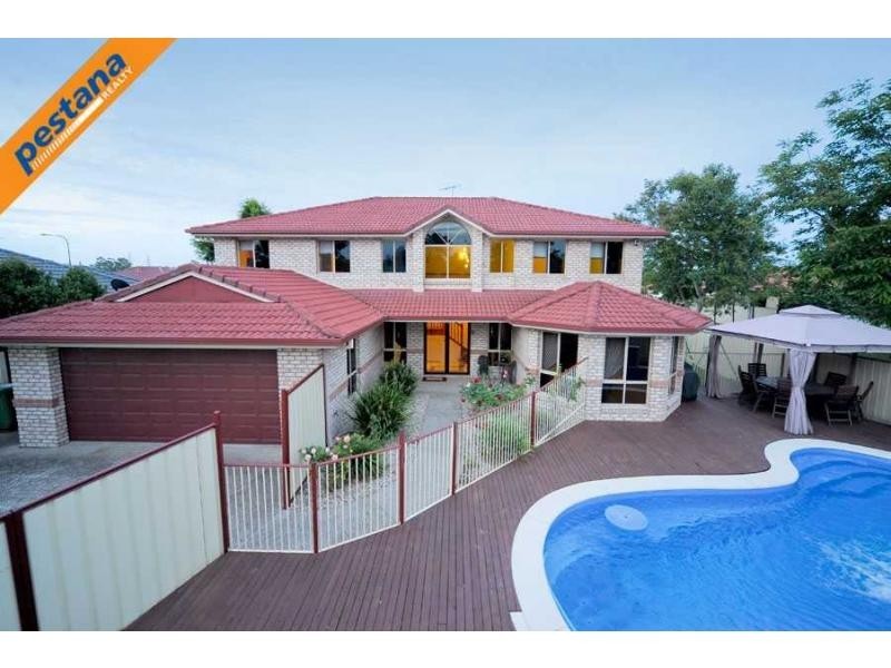 6 Lakes Entrance, Meadowbrook QLD 4131