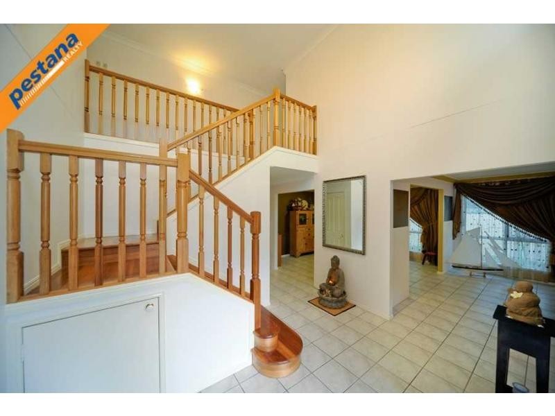 6 Lakes Entrance, Meadowbrook QLD 4131