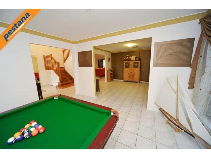 6 Lakes Entrance, Meadowbrook QLD 4131