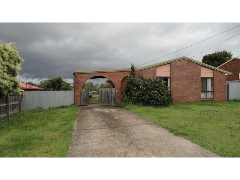 15 Curzon Street, Browns Plains QLD 4118