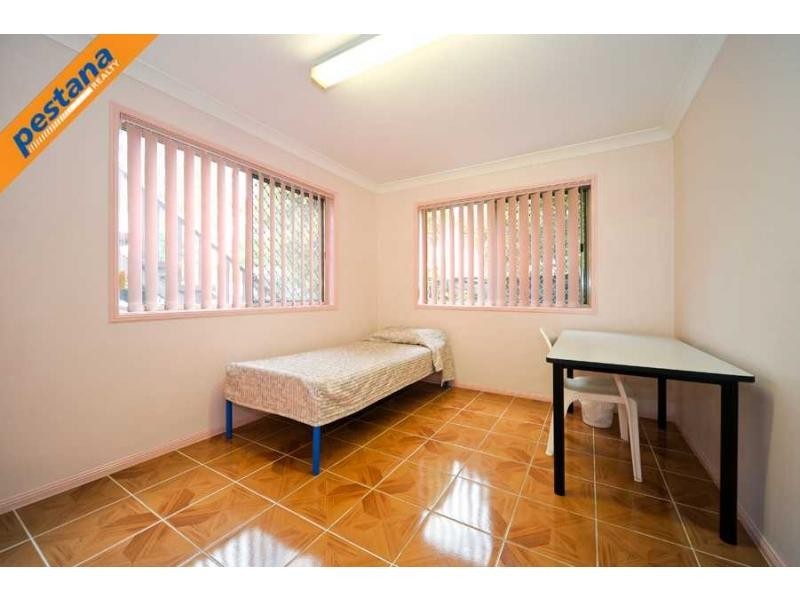 193 Jacaranda Avenue, Kingston QLD 4114