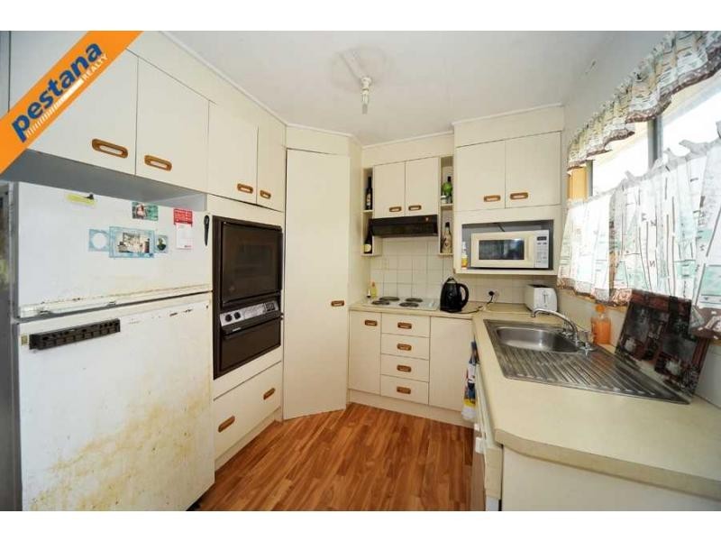 124 Bardon Road, Kingston QLD 4114