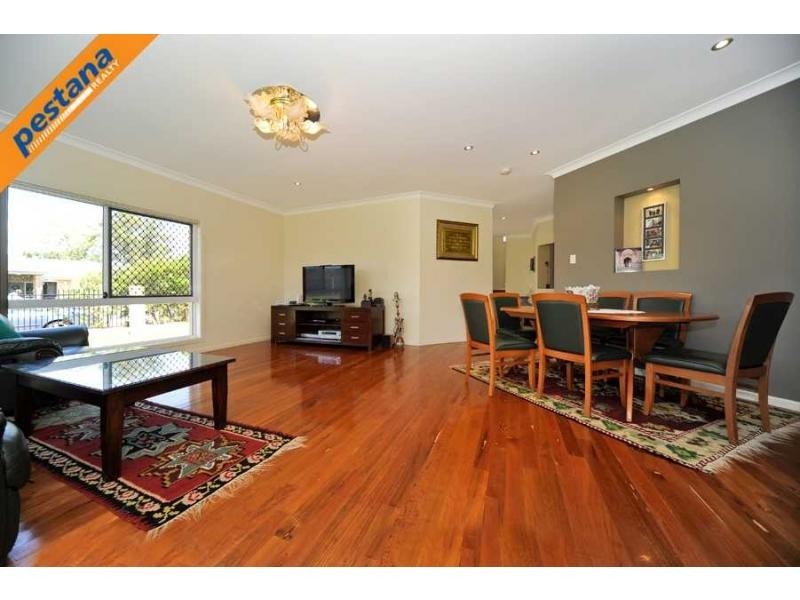 30 Chancellor Circuit, Meadowbrook QLD 4131