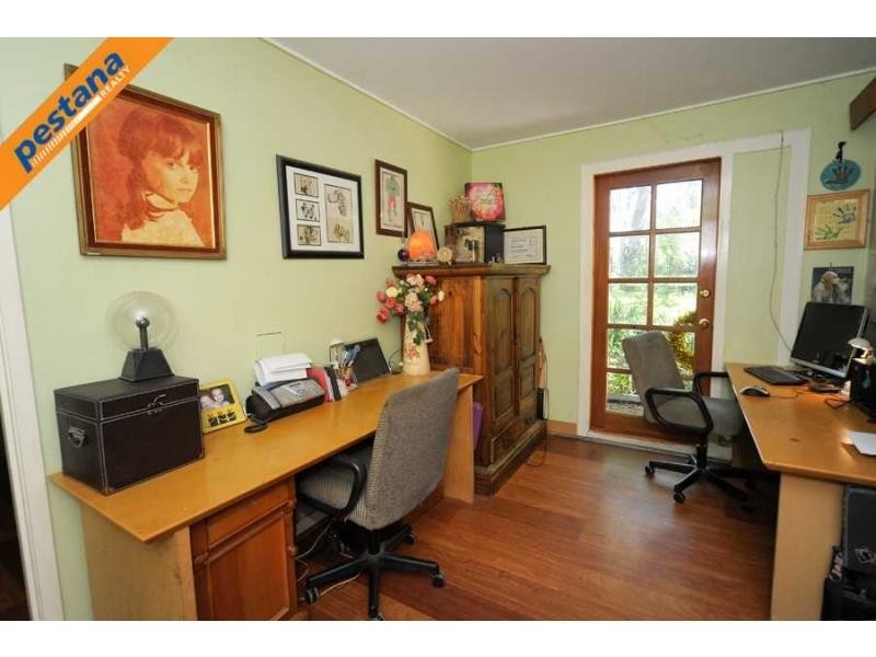 58 Nujooloo Road, Slacks Creek QLD 4127