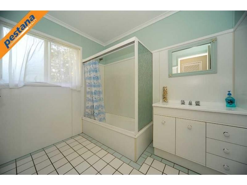 17 Alderbaran Drive, Kingston QLD 4114