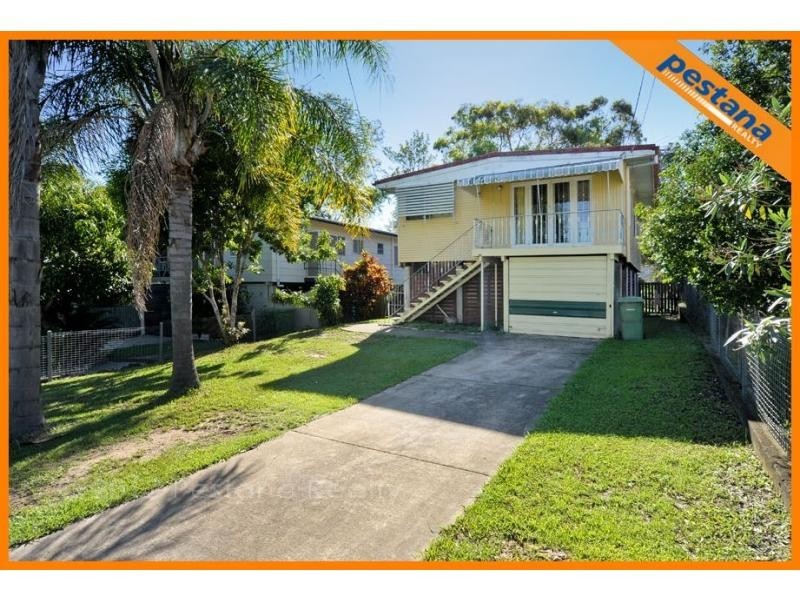 14 Brisbane Street, Kingston QLD 4114