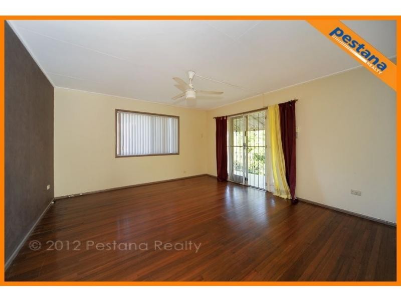 14 Brisbane Street, Kingston QLD 4114