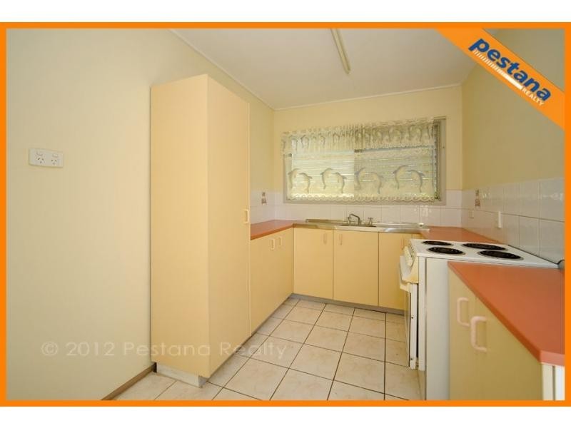 14 Brisbane Street, Kingston QLD 4114