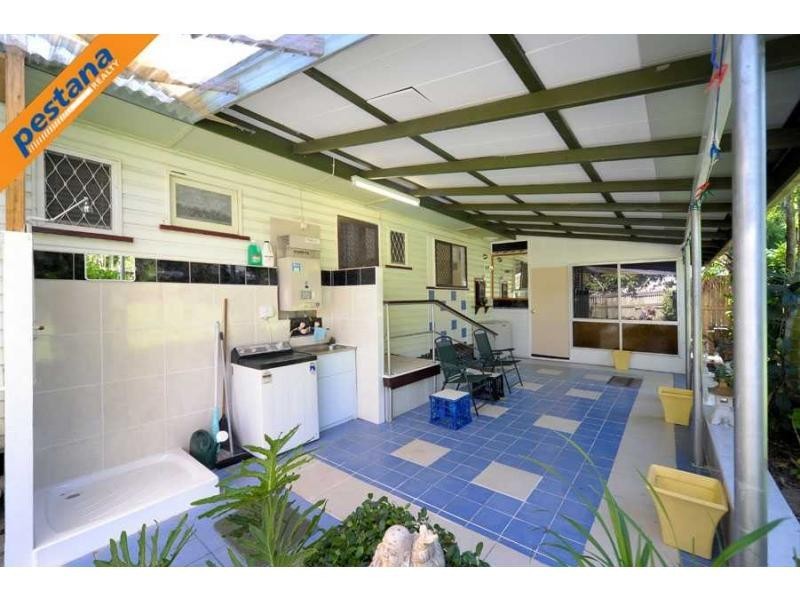 9 Waratah Street, Woodridge QLD 4114