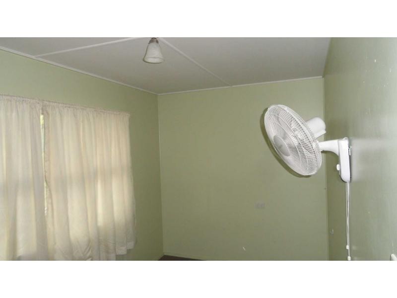 74 Ewing Road, Woodridge QLD 4114