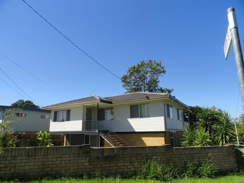 24 Wattle Street, Woodridge QLD 4114