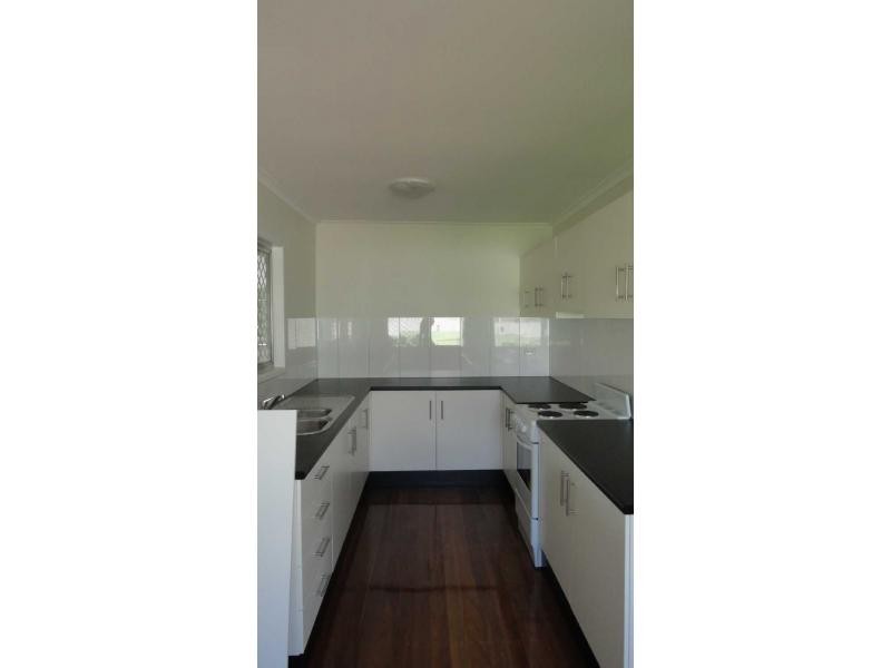24 Wattle Street, Woodridge QLD 4114
