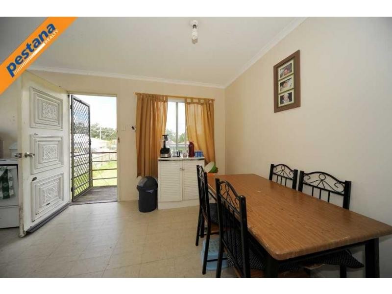 61 Aquarius Drive, Kingston QLD 4114