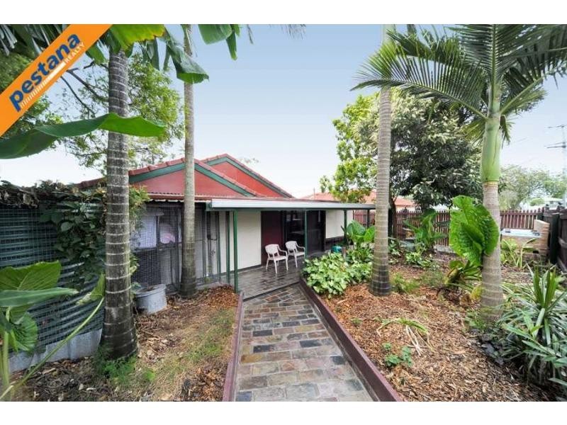4 Floyd Street, Woodridge QLD 4114