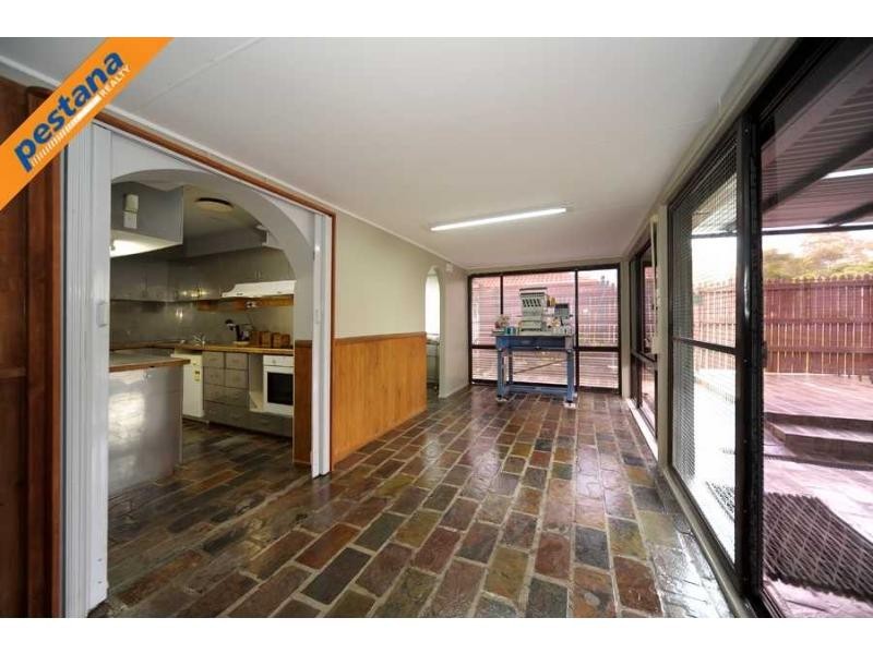4 Floyd Street, Woodridge QLD 4114