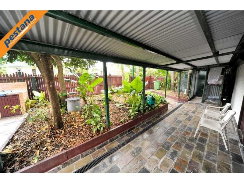 4 Floyd Street, Woodridge QLD 4114