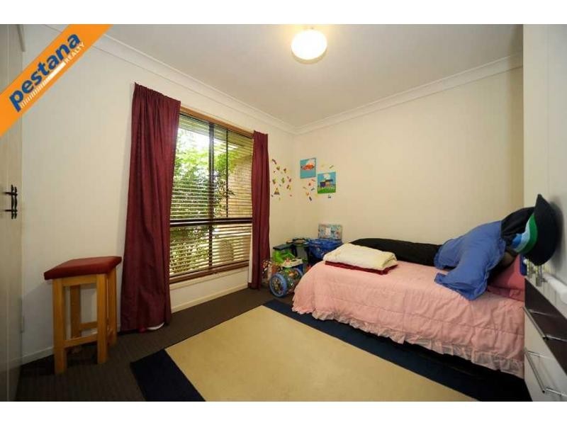 31 Edenlea Drive, Meadowbrook QLD 4131