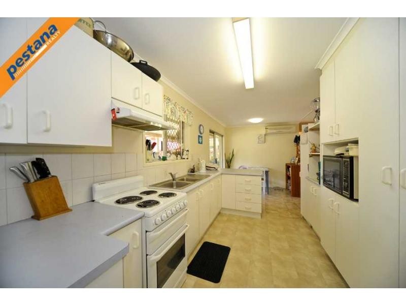 10 Delsia Street, Rochedale South QLD 4123