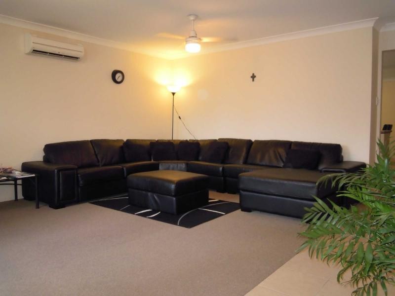 10 Chantilly Court, Loganlea QLD 4131