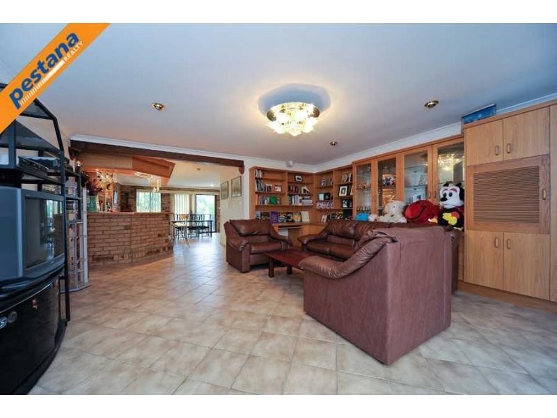 69 Dewar Drive, Loganholme QLD 4129