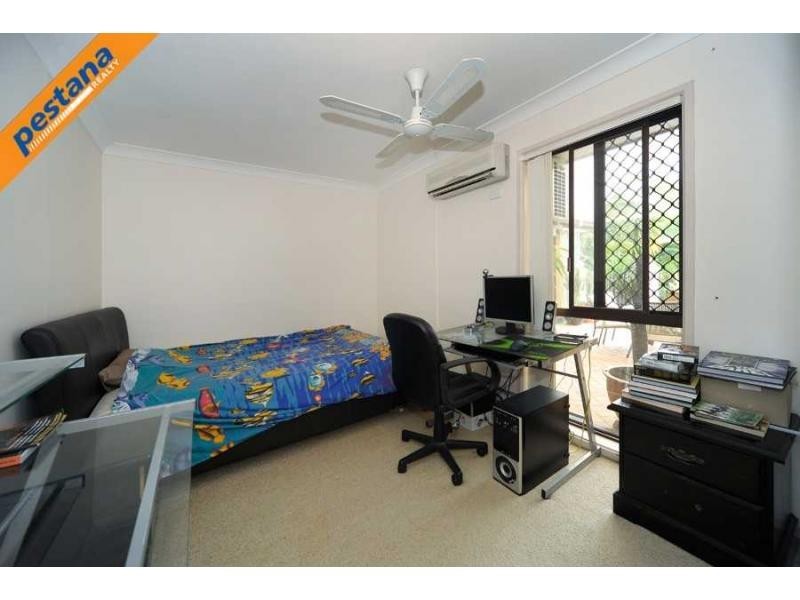 69 Dewar Drive, Loganholme QLD 4129