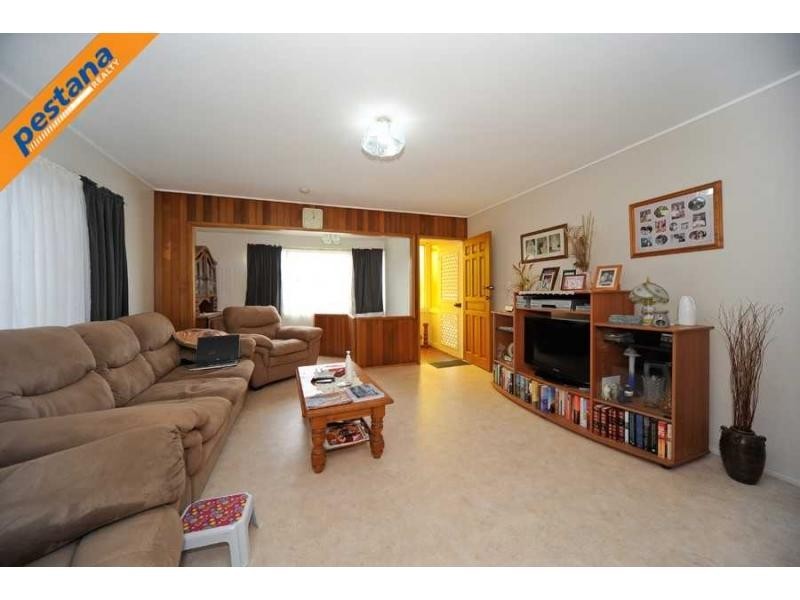 11 Narrawong Street, Rochedale South QLD 4123