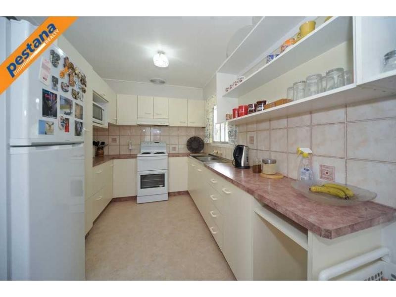 11 Narrawong Street, Rochedale South QLD 4123