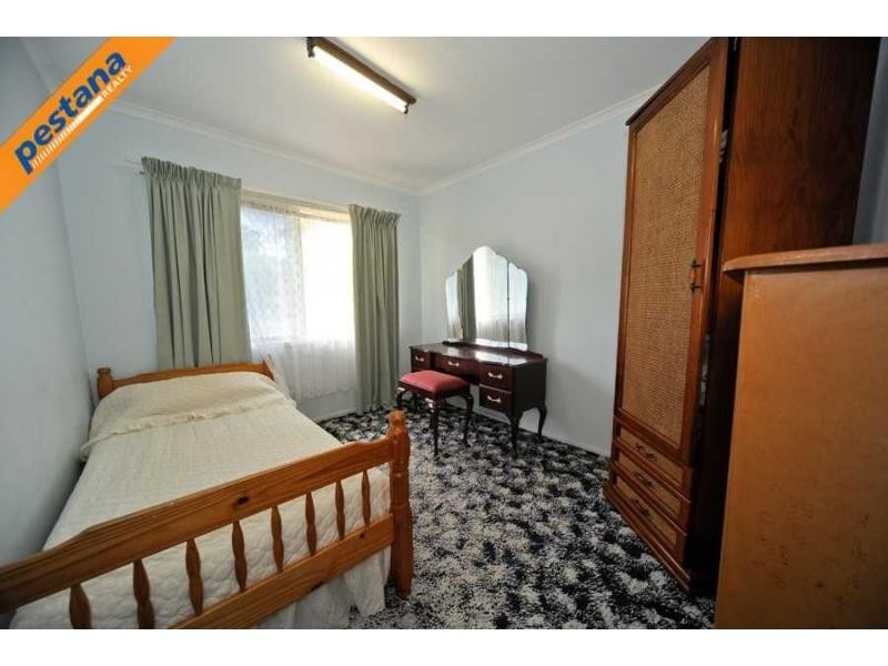 11-13 Brisbane Street, Kingston QLD 4114